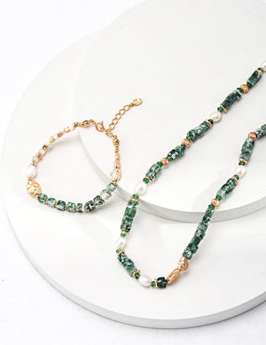 Pearl Qinghai Jade Necklace Glim Wink