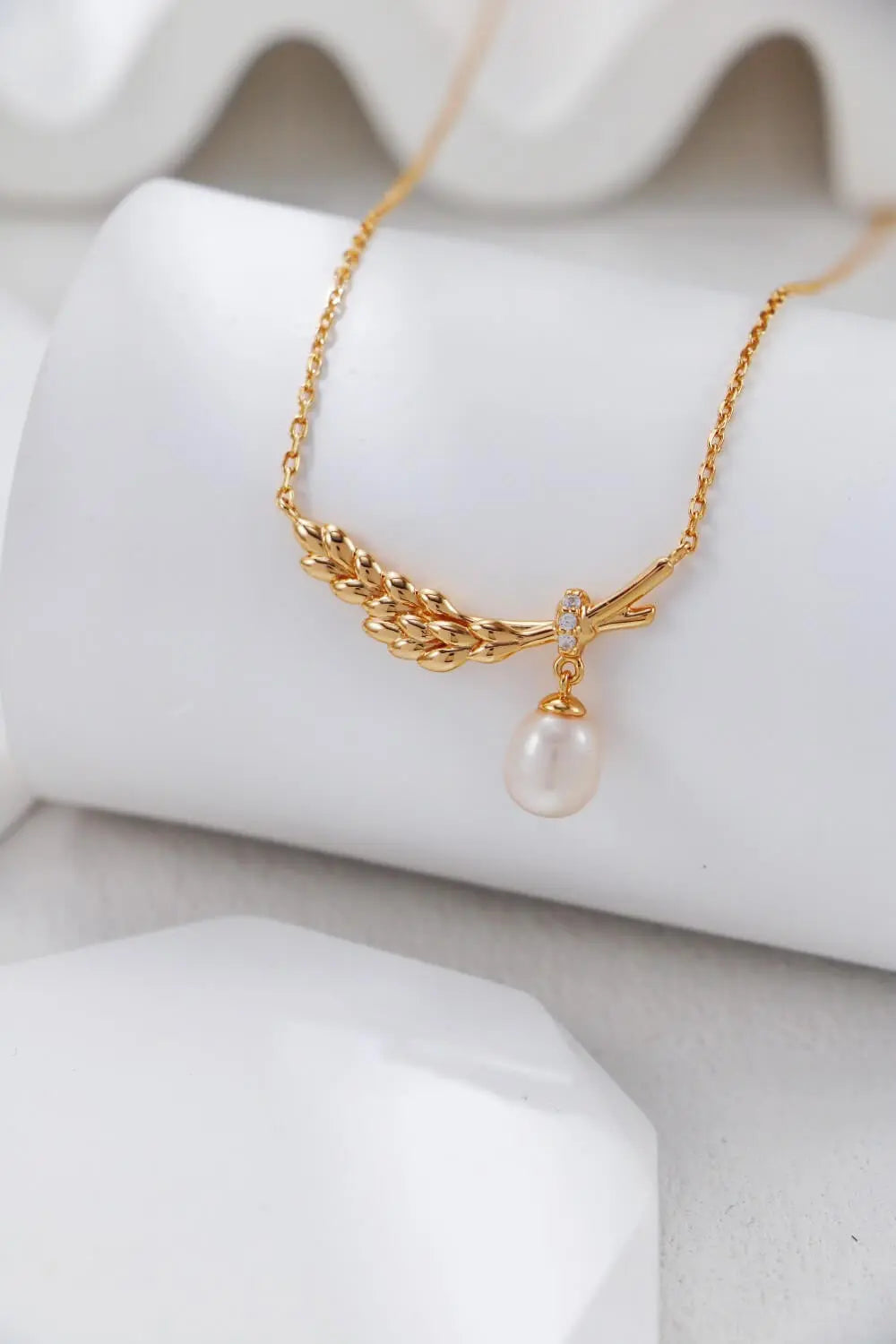 Wheat Ear Pearl Necklace Glim Wink